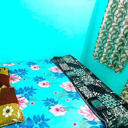 Shri Gamya Guest House Ujjain Exteriör bild